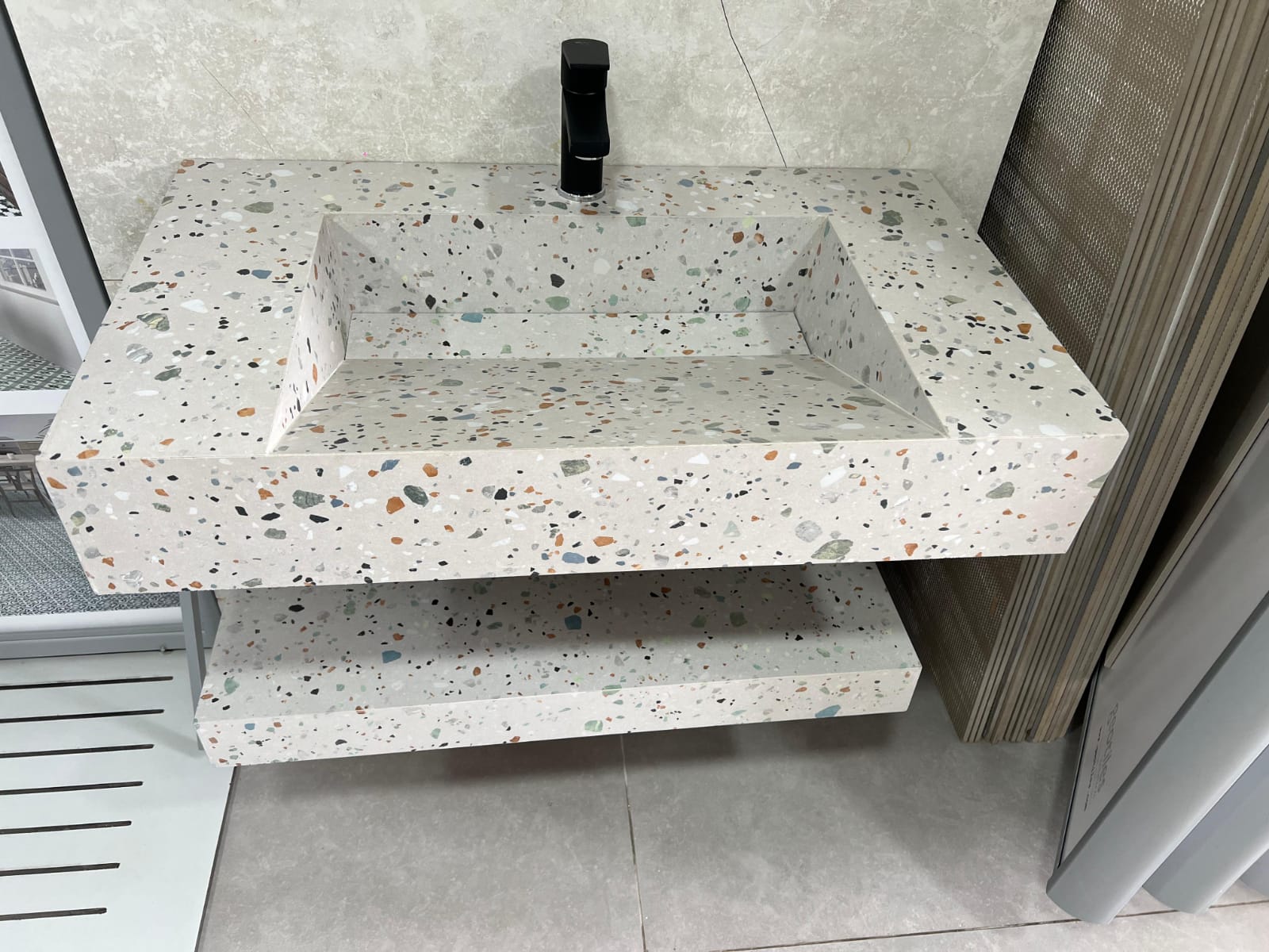 WhatsApp Image 2025-08-13 à 10.27.01_d9a69cc8